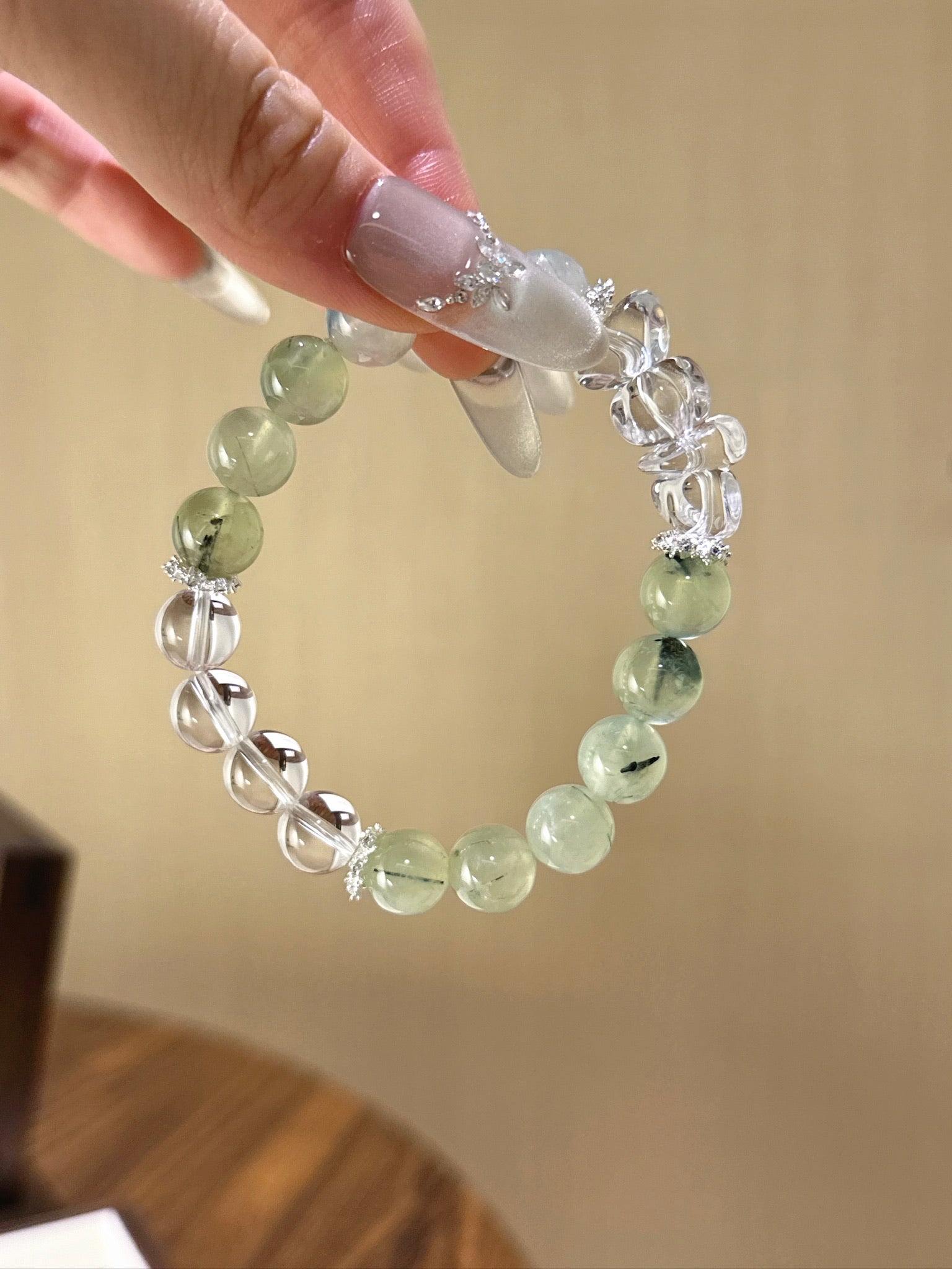 ▫️▪️ Prehnite white crystal bracelet